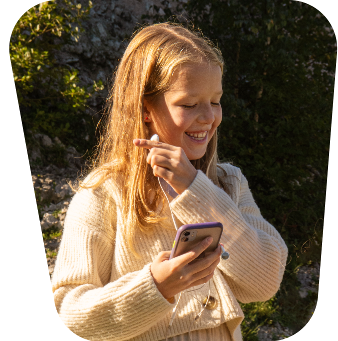 Naj zvočne sledi vodijo korake vašega otroka